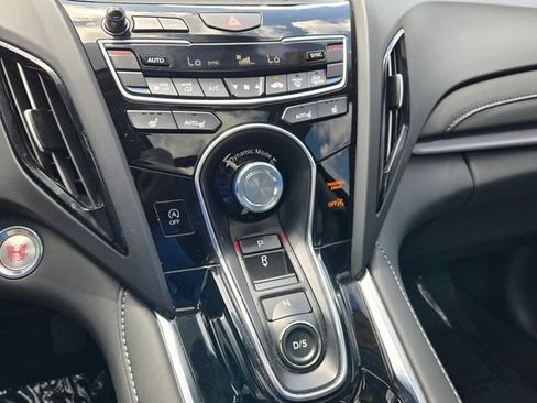 Certified 2025 Acura RDX SH-AWD w/ Technology Package image 18