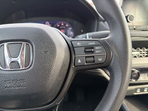 Used 2025 Honda Accord SE image 18