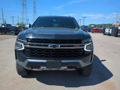 Used 2022 Chevrolet Tahoe Z71 w/ Luxury Package AWD/4WD image 9