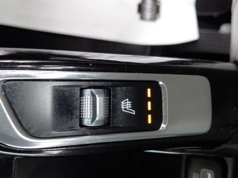 Used 2021 Kia Sorento SX FWD image 19