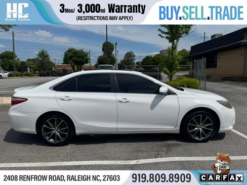Used 2016 Toyota Camry XSE FWD image 6