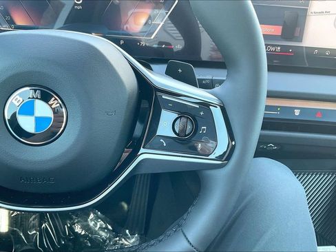 New 2026 BMW X3 xDrive30i w/ Premium Package AWD/4WD image 12