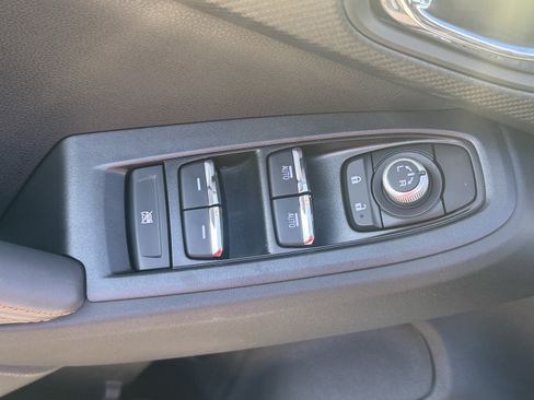 New 2026 Subaru Crosstrek 2.5i Limited AWD/4WD image 16