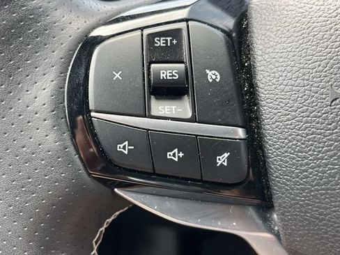 Used 2024 Ford Explorer ST AWD/4WD image 38