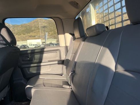 Used 2017 RAM 3500 Tradesman w/ Chrome Appearance Group image 16