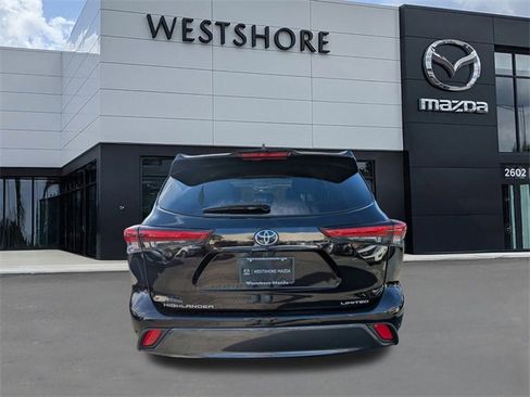 Used 2020 Toyota Highlander Limited image 4