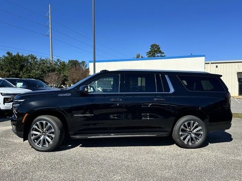 New 2026 Chevrolet Suburban High Country image 5