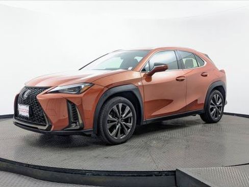 Used 2019 Lexus UX 200 F Sport w/ F Sport Premium Package FWD image 2