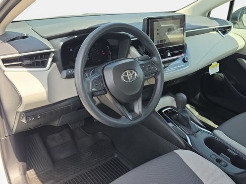 Used 2026 Toyota Corolla LE FWD image 15