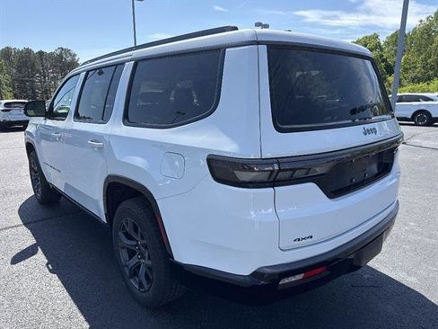 New 2026 Jeep Grand Wagoneer Limited w/ Premium Group II AWD/4WD image 4