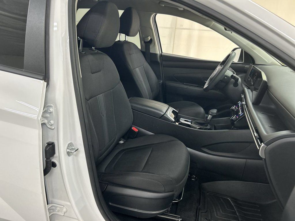 Used 2025 Hyundai Tucson SEL AWD/4WD image 22
