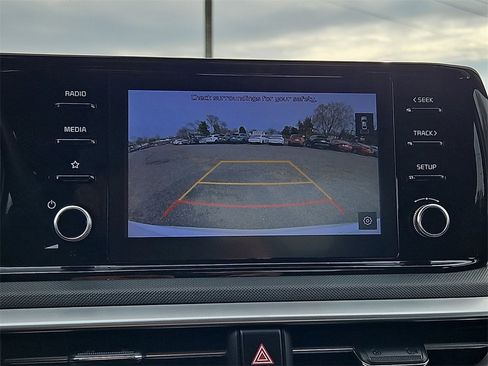 Used 2023 Kia K5 LXS image 20