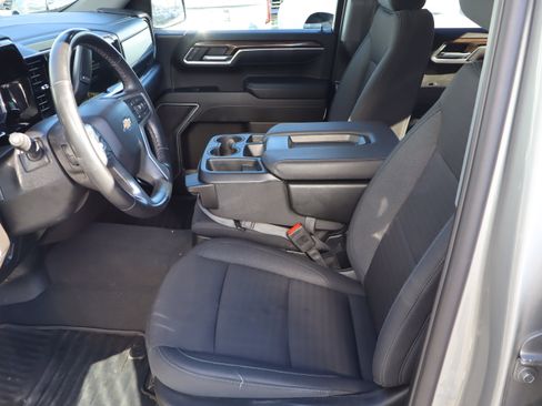 Certified 2025 Chevrolet Silverado 1500 LT image 17