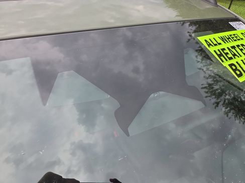Certified 2026 Subaru Crosstrek 2.5i Premium AWD/4WD image 15