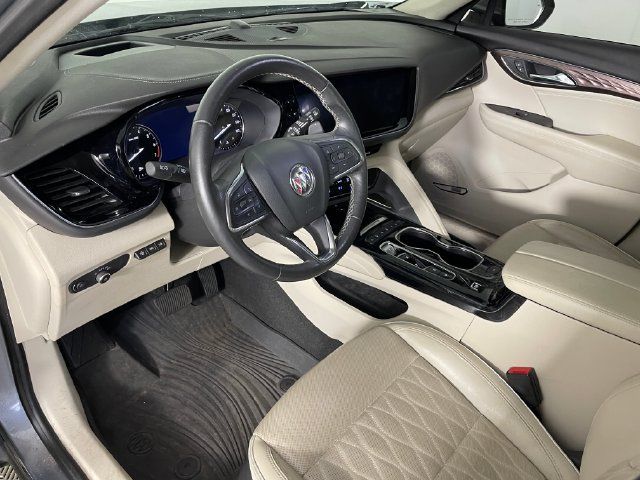 Used 2021 Buick Envision Avenir w/ Technology Package II AWD/4WD image 3