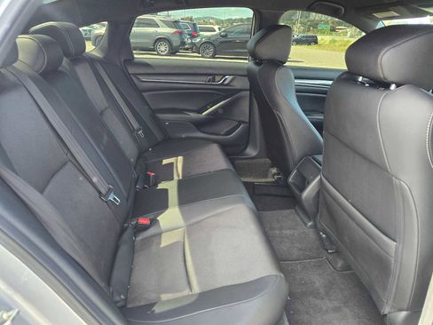Used 2019 Honda Accord Sport image 13