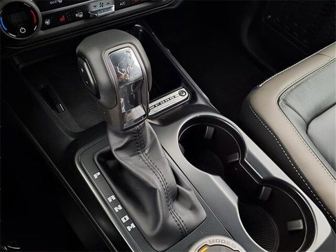 New 2025 Ford Bronco Outer Banks image 15