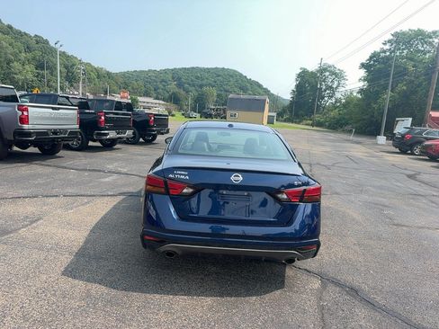 Used 2019 Nissan Altima 2.5 SR FWD image 5