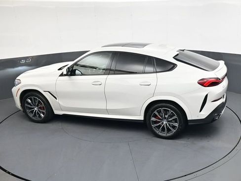 Used 2022 BMW X6 xDrive40i w/ Executive Package image 28
