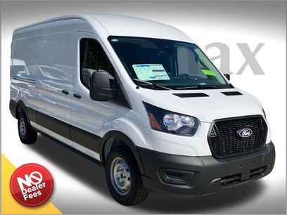 New 2026 Ford Transit 250 148 Medium Roof w/ Load Area Protection Package