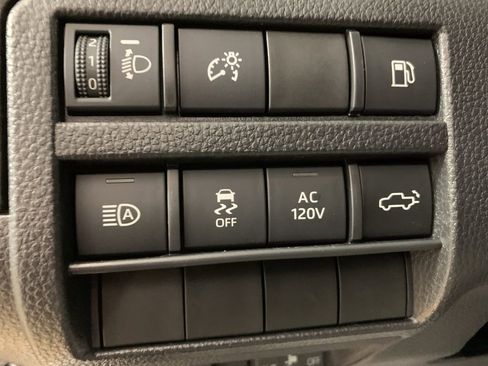 Used 2026 Toyota Tacoma Limited image 17