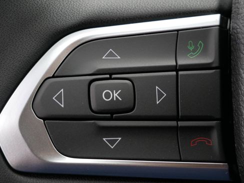 New 2026 Jeep Compass Latitude image 15