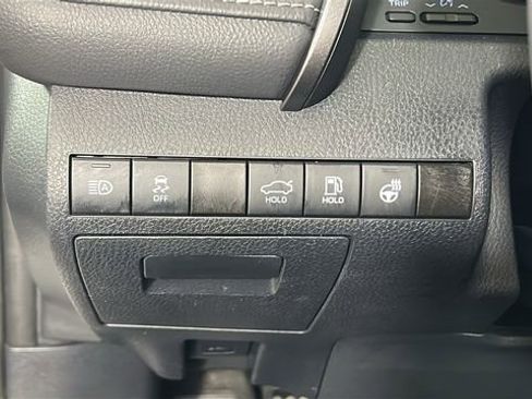 Used 2024 Toyota Camry SE FWD image 19
