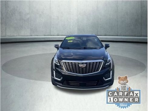 Used 2023 Cadillac XT5 Premium Luxury w/ Platinum Package AWD/4WD image 2