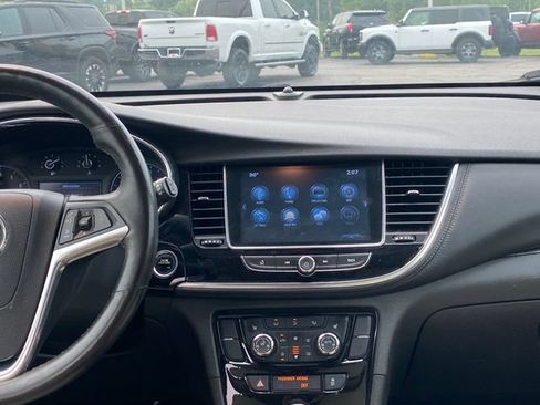 Used 2017 Buick Encore Essence FWD image 23