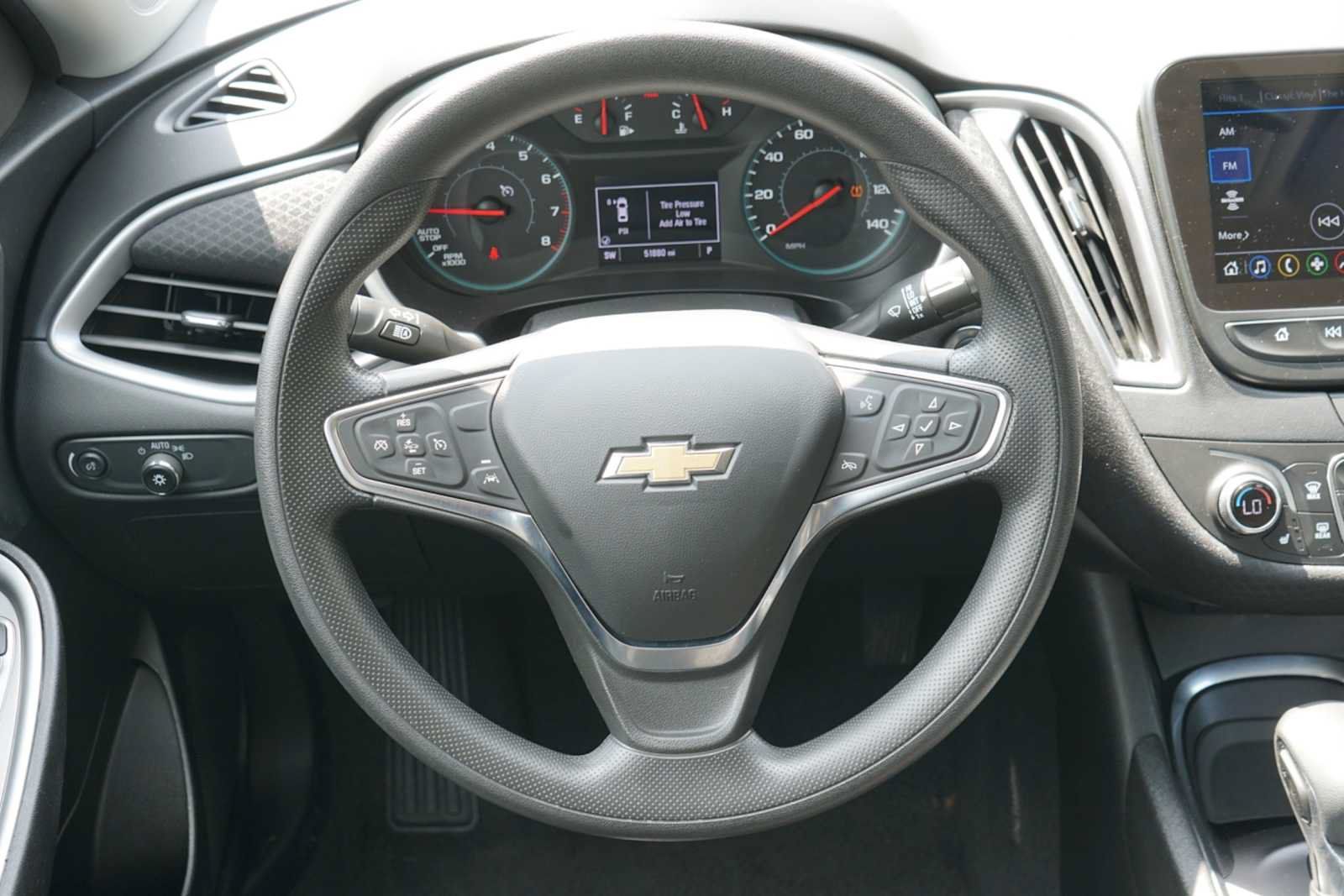 Used 2025 Chevrolet Malibu LT FWD image 23