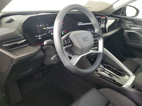 New 2025 Audi Q5 Premium Plus image 24
