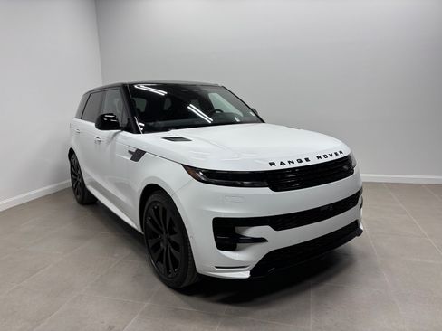 New 2026 Land Rover Range Rover Sport Dynamic SE AWD/4WD image 4