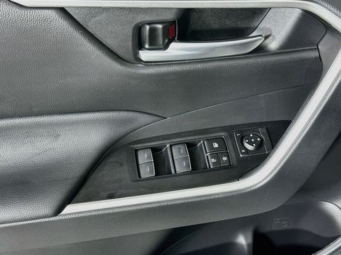 Used 2023 Toyota RAV4 XLE w/ Convenience Package FWD image 14