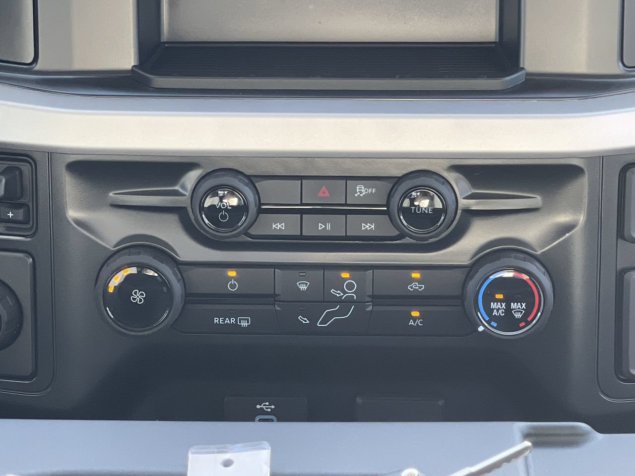 New 2026 Ford F350 XL w/ XL Chrome Package RWD image 13