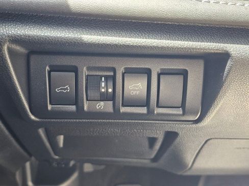 Used 2020 Subaru Outback Limited AWD/4WD image 39
