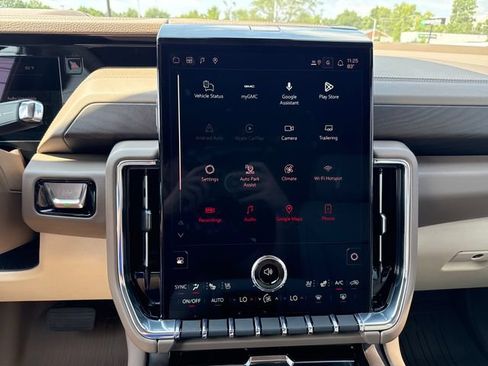 New 2026 GMC Yukon XL Denali w/ Denali Reserve Package AWD/4WD image 20