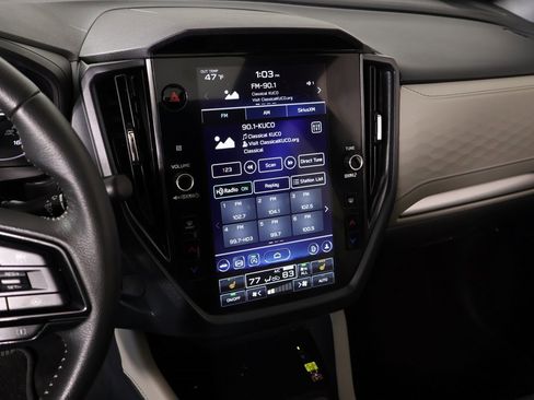 Used 2025 Subaru Forester Premium image 5