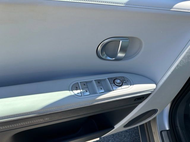 Used 2024 Hyundai Ioniq 5 Limited AWD/4WD image 22