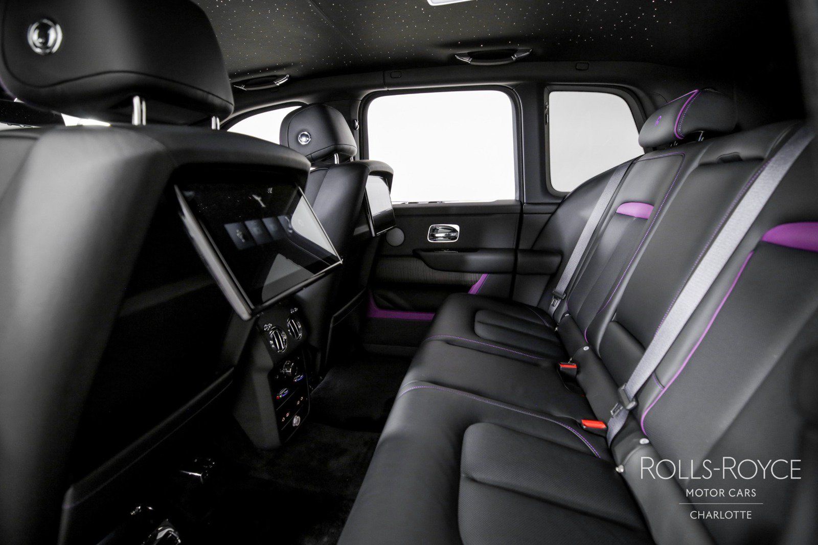 Used 2025 Rolls-Royce Cullinan AWD/4WD image 20