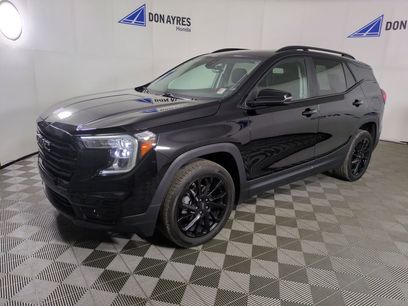Used 2023 GMC Terrain SLE w/ Driver Convenience Package