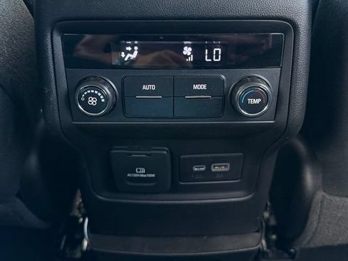 Used 2021 GMC Acadia SLE w/ Driver Convenience Package AWD/4WD image 18