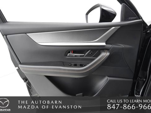 Certified 2025 MAZDA CX-70 Plug-In Hybrid w/ Premium Plus image 38