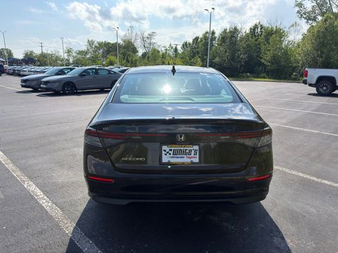 Used 2024 Honda Accord EX image 6