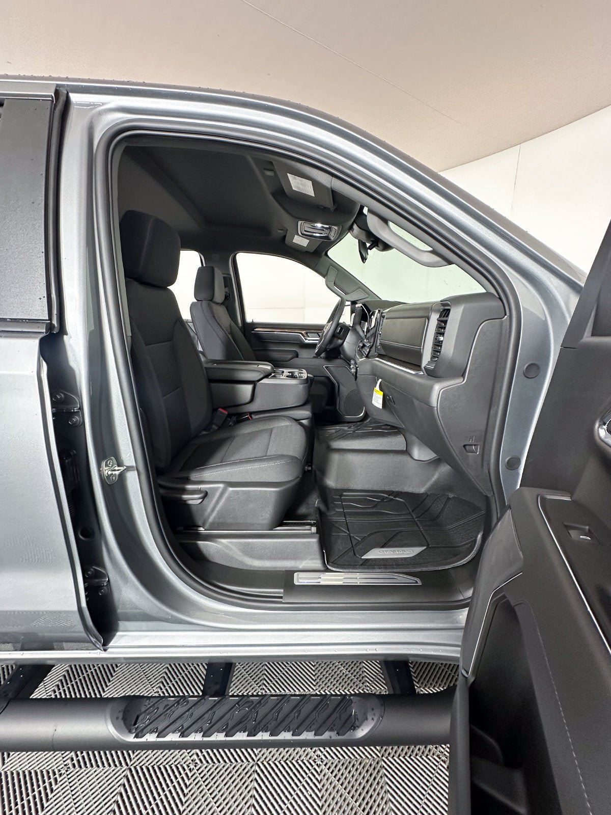 New 2026 Chevrolet Silverado 1500 RST w/ RST Select Package RWD image 5