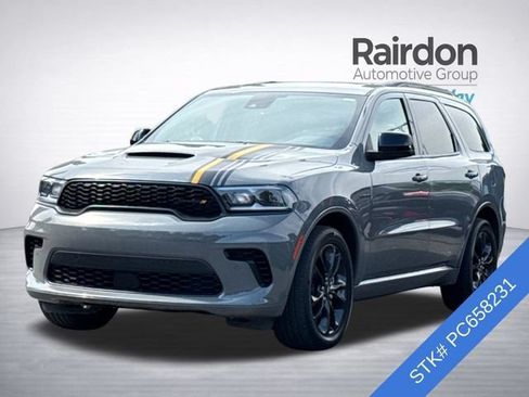 Used 2023 Dodge Durango R/T w/ Hemi Orange Plus Package AWD/4WD image 2