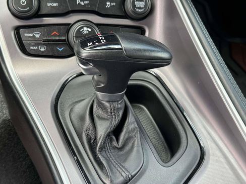 Used 2022 Dodge Challenger SXT w/ Driver Convenience Group AWD/4WD image 26