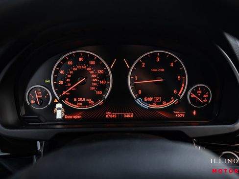 Used 2015 BMW X5 xDrive35d image 20