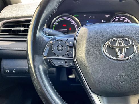 Used 2021 Toyota Camry XSE FWD image 24