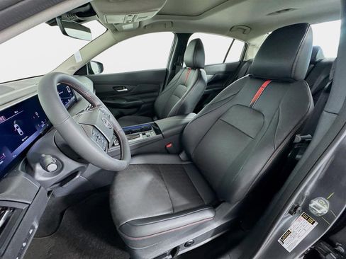 New 2026 Nissan Sentra SR FWD image 11