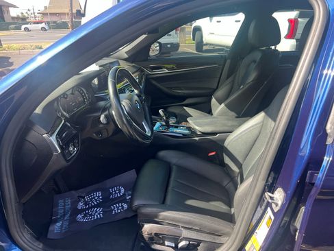 Used 2018 BMW 530e xDrive image 10